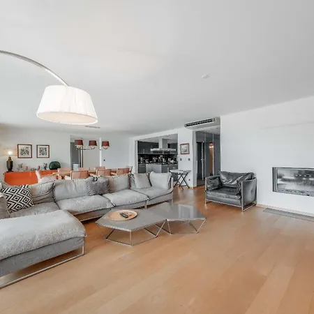Luxury 4-bedroom At Le National By Guestlee Daire