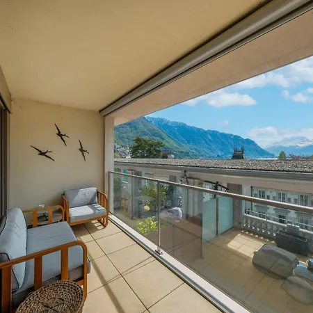 Luxury 4-bedroom At Le National By Guestlee مونترو